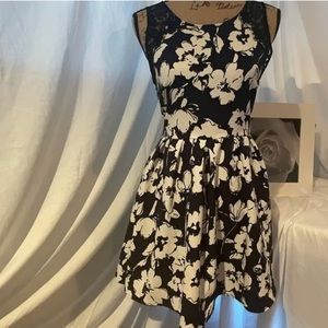 Lush Dress Sz Small Navy Blue White Floral Mini A Line Sleeveless Party